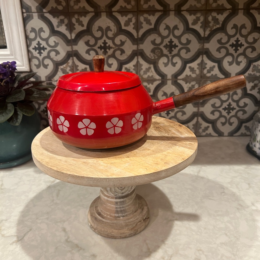 VINTAGE MID-CENTURY FONDUE POT- Enamel coated with flower design in Red